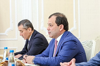 Турчин провел встречу с делегацией деловых кругов Узбекистана