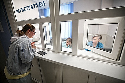 В Боровлянах открыли обновленное здание детской и стоматологической поликлиники