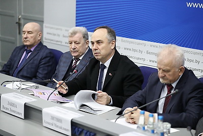 \"Народны летапіс Вялікай Айчыннай вайны: успомнім усіх!\" Пятую книгу проекта презентовали в Национальном пресс-центре