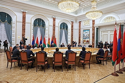 Лукашенко видит обоюдное желание наполнить дружественные связи с Монголией практическим содержанием