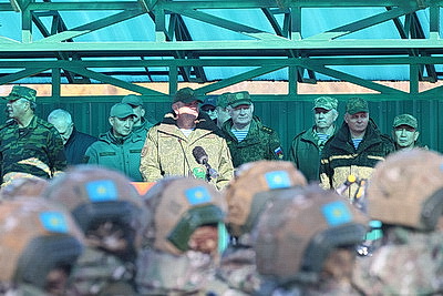 На полигоне Лосвидо прошел заключительный этап учения с миротворческими силами ОДКБ \"Нерушимое братство - 2026\"