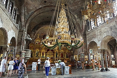 Участники автопробега \"Дороги славы - наша история\" возложили цветы в Брестской крепости