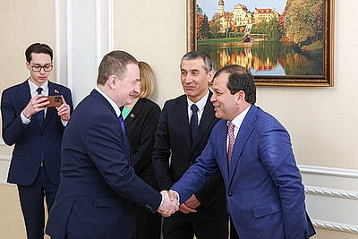 Турчин провел встречу с делегацией деловых кругов Узбекистана