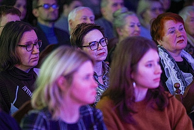 \"Опера - это не скучно\". Как Большой театр превращает классику в современный тренд