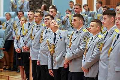 Дворец Независимости посетили сотрудники Следственного комитета