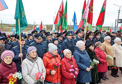 В Беларуси отдали дань уважения бывшим узникам фашистских концлагерей