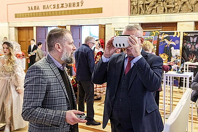 Диалог о будущем сердца страны. В Овальном зале собрались женщины, которые хотят сделать жизнь на селе ярче и комфортнее