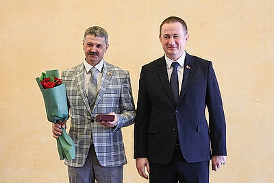 Люди разных профессий, но с общим подходом к делу. В Минске вручили госнаграды