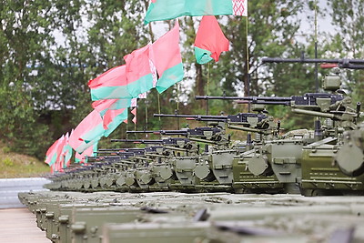 Модернизированные танки Т-72БМ2 передали на вооружение в 11-ю отдельную гвардейскую механизированную бригаду