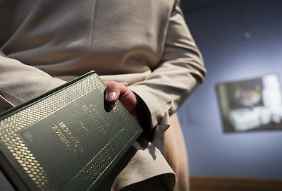 В Минске открылась выставка \"Есенин. Бесконечная легенда\"