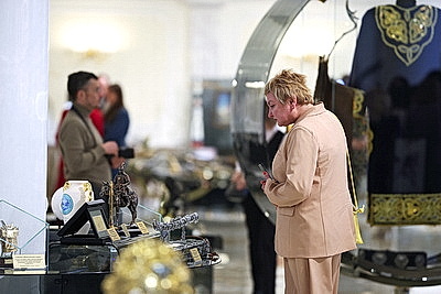 Представительницы сферы ЖКХ побывали с экскурсией во Дворце Независимости