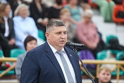 Подарком для школьников Большой Берестовицы стал новый бассейн