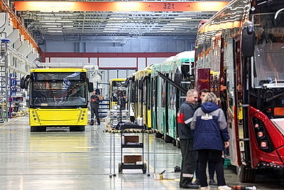 Как будут расширять автобусное производство МАЗ? Турчин ознакомился с производственными цехами