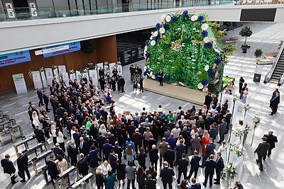 В съезде партии \"Белая Русь\" участвуют около 600 делегатов со всей страны