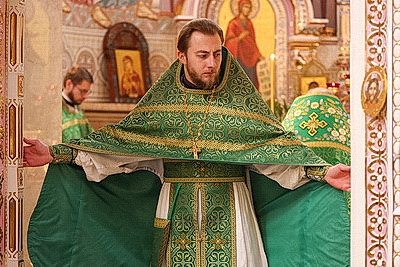 Православные верующие отметили Вербное воскресенье