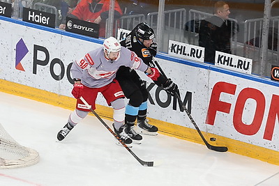 Минские динамовцы на родном льду разгромили \"Спартак\"