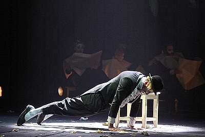 Государственный русский драматический театр им. Ф.М. Достоевского представил на \"M.@rt.контакт\" спектакль \"Чехов. Водевили\"