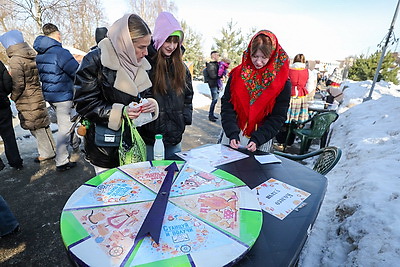 В Минском зоопарке прошла \"Медвежья Масленица\"