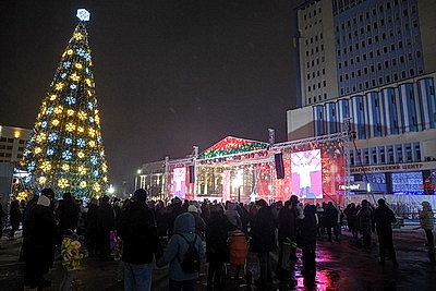 Новогодние гулянья проходят в столице и регионах
