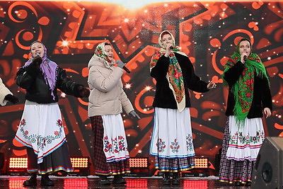 Рождественские празднования \"Колядки. Время чудес и веселья\" прошли в Минске