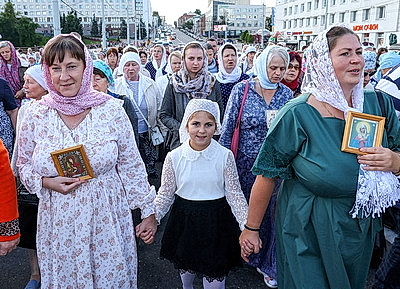 Праздничным шествием в Витебске отметили Успение Пресвятой Богородицы