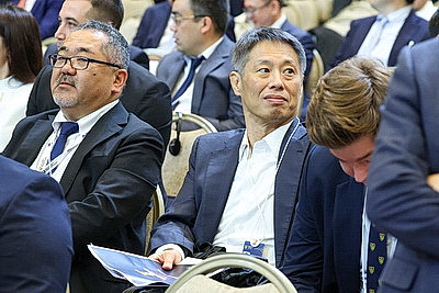 Турчин принимает участие в пленарном заседании инвестфорума в Ташкенте