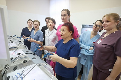 Красивые, добрые, умные. Наши женщины