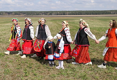 Сохранение традиций. Весенний обряд \"Ваджэнне Сулы\" в Гомельском районе