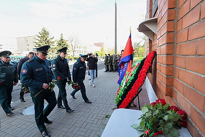 Уроки прошлого для безопасного настоящего. В Минске спасатели почтили память ликвидаторов аварии на ЧАЭС