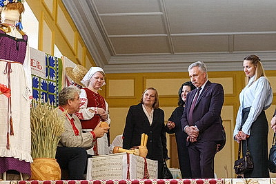 \"Разговор о важном\": укрепление институтов семьи обсуждают участники международного форума в Полоцке