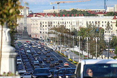 В Минске открыли движение по обновленному мосту через Свислочь