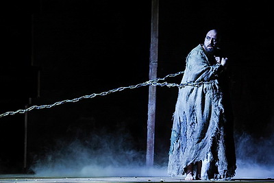 История о победе над гордыней. На сцену Большого театра вернулась опера \"Набукко\"