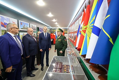 \"Максимально открытый и живой проект\". Агитационный патриотический поезд прибыл из России в Беларусь