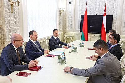 В планах - крупные проекты. Глава Нацбанка Беларуси встретился с представителем Оманского инвестагентства