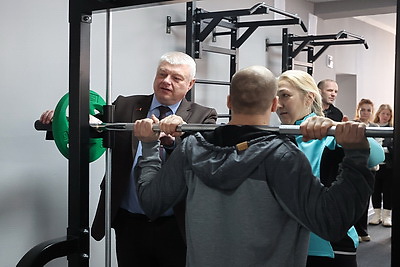 Современный спортзал открыли в УП \"Фильтр\" в Гродно, где трудятся более 100 слабовидящих людей