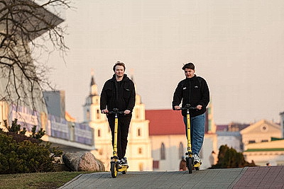 Солнечный весенний день в Минске