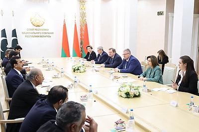 Совет Республики и Сенат Пакистана подписали меморандум о взаимопонимании