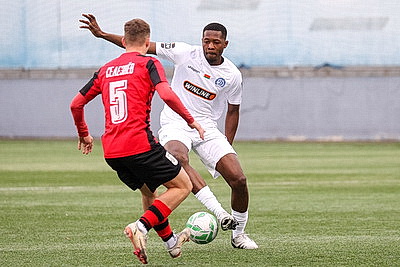 Минское \"Динамо\" вышло в лидеры футбольного чемпионата Беларуси