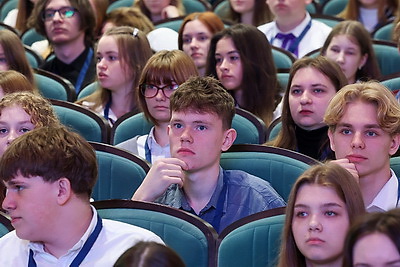 Узнать о службе и поговорить с профессионалами. Первый молодежный правоохранительный форум прошел в Могилеве