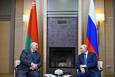 Лукашенко на встрече с Путиным позитивно оценил совместную работу правительств Беларуси и России
