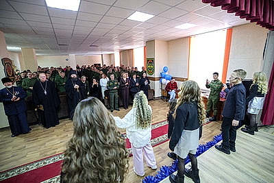 Акцию \"Мамины пироги\" провели в 60-м отдельном полку связи