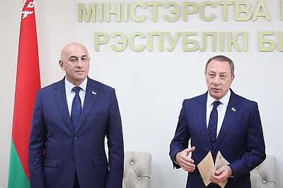 Снопков представил нового министра культуры коллективу ведомства