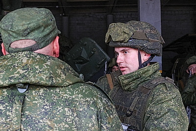 Одно из подразделений 38-й бригады приведено в готовность во время проверки ВС