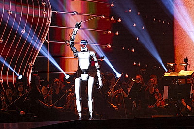 Мультимедийный концерт \"Симфония инноваций\" прошел в Минске