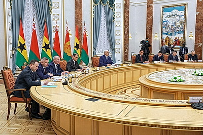 Лукашенко рассчитывает на развертывание полномасштабного сотрудничества с Ганой