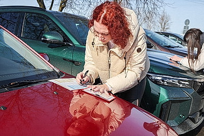 Лучшую автоледи выбрали в Витебске во время конкурса \"Девчонки рулят!\"
