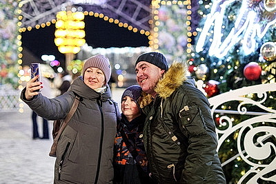 Новогодние гулянья проходят в столице и регионах