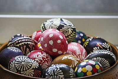 В музее Якуба Коласа представили искусство росписи яиц