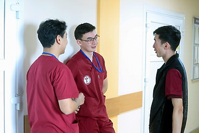 Международная студенческая олимпиада по хирургии собрала в ГрГМУ 11 команд из Беларуси, России, Кыргызстана и Узбекистана