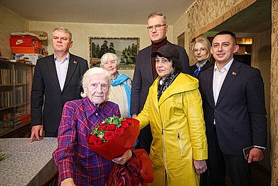Радоваться каждому дню. 102-летняя ветеран Лидия Волкова высказала главное пожелание для всех